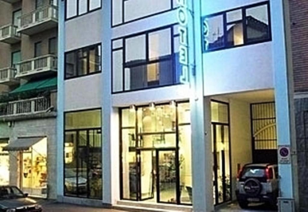 Balbo 3* Turín